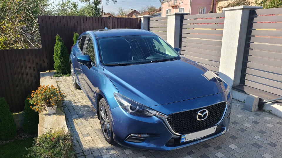 Mazda 3 2.5 Touring USA 5