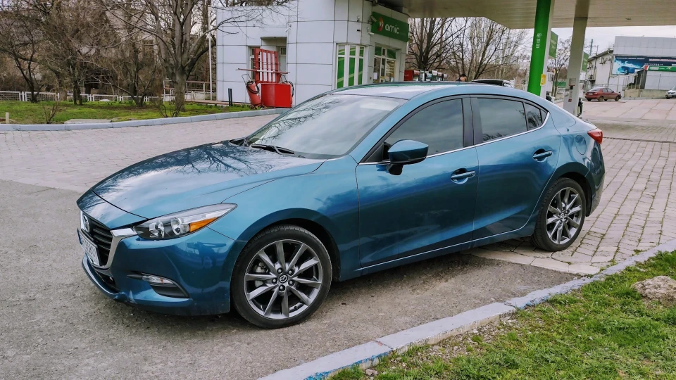 Mazda 3 2.5 Touring 3