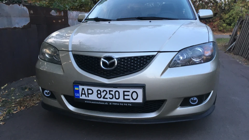 Mazda 3 AMBER