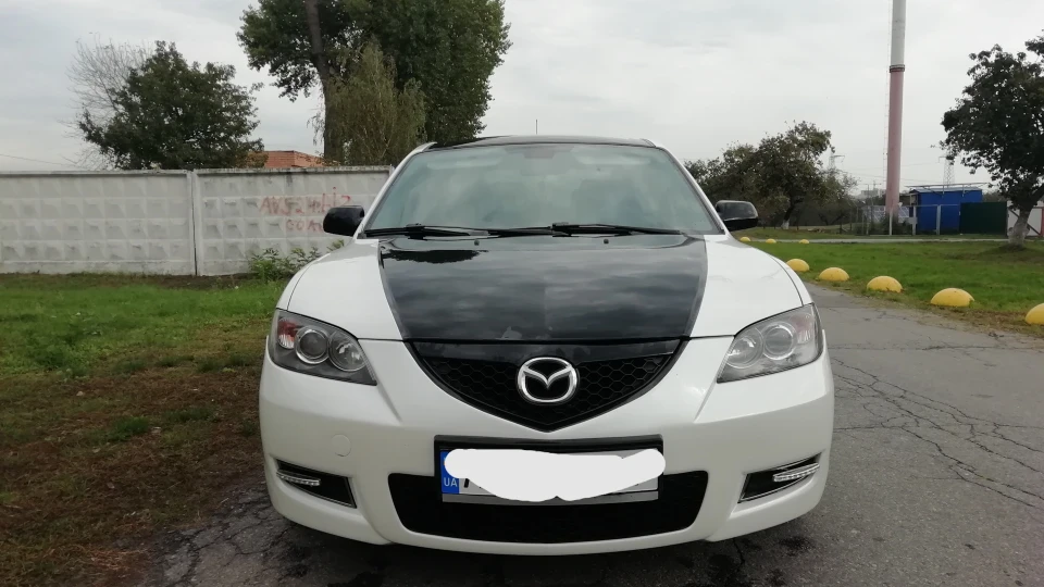 Mazda 3 Білий металік 1.6 3