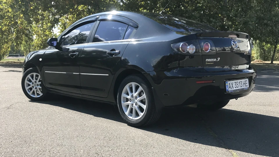 Mazda 3 Black Arrow 2