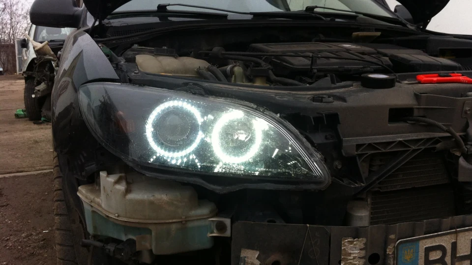 Mazda 3 Black Pearl....... 5