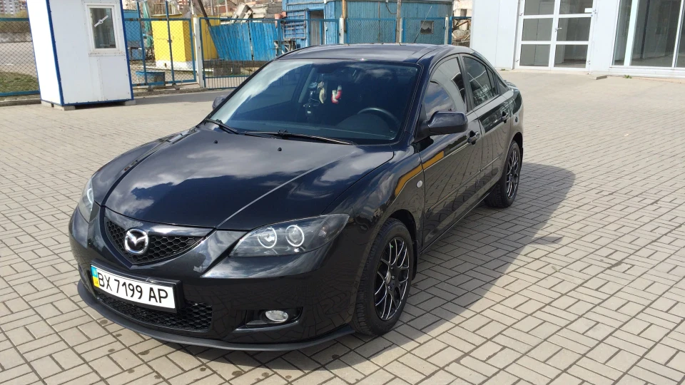 Mazda 3 Black Power 2