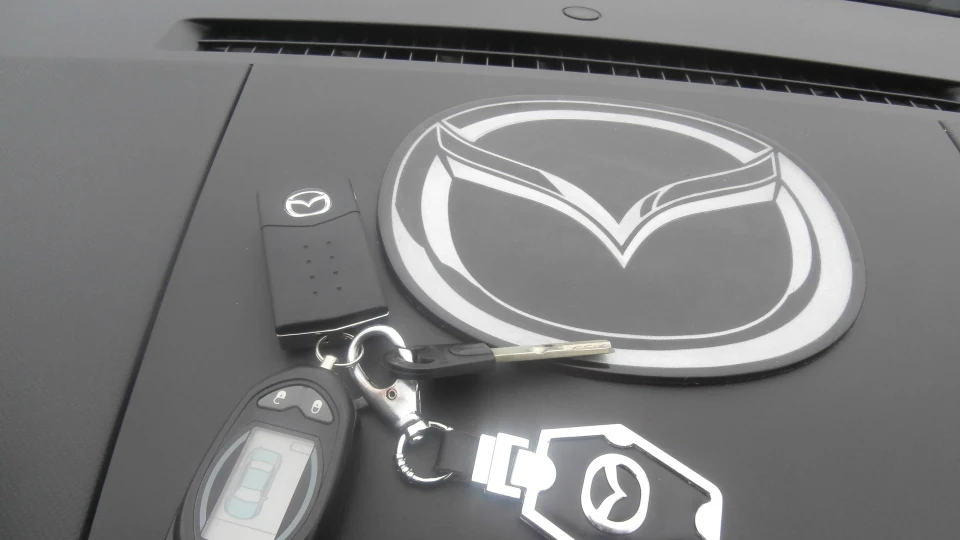 Mazda 3 Black Star 3