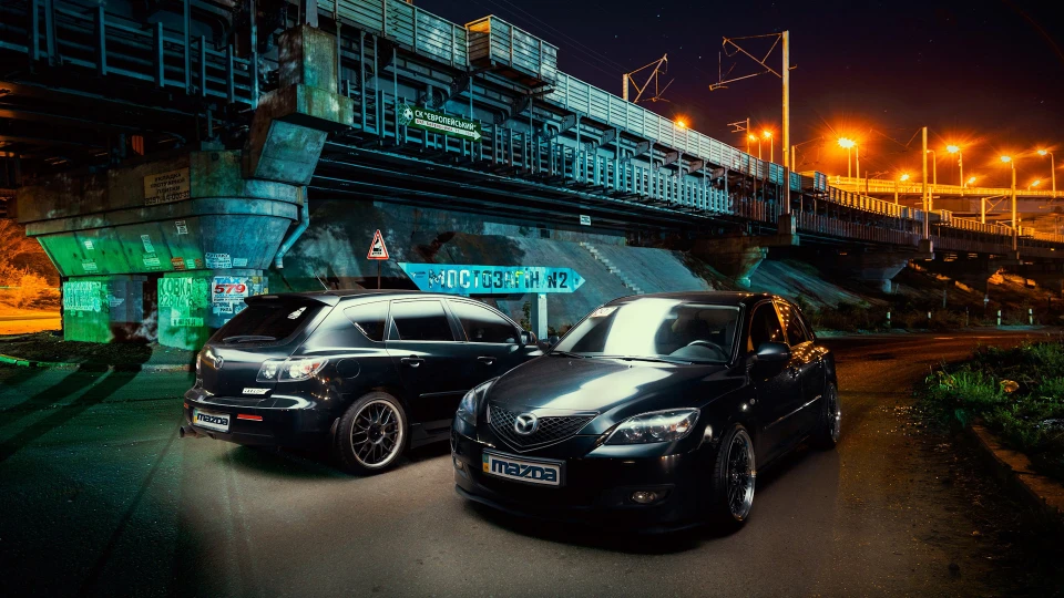 Mazda 3 Black Valentine 3