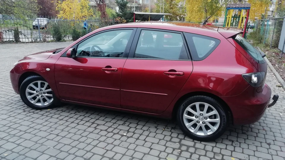 Mazda 3 Че