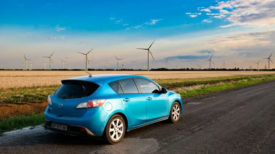 Mazda 3 Celestial Blue 2
