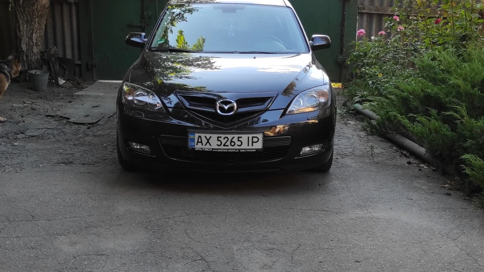 Mazda 3 Чорна пантера 2