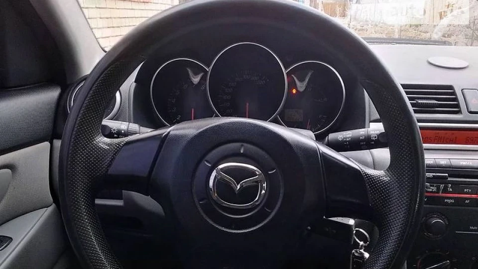 Mazda 3 Чорна триа))) 5