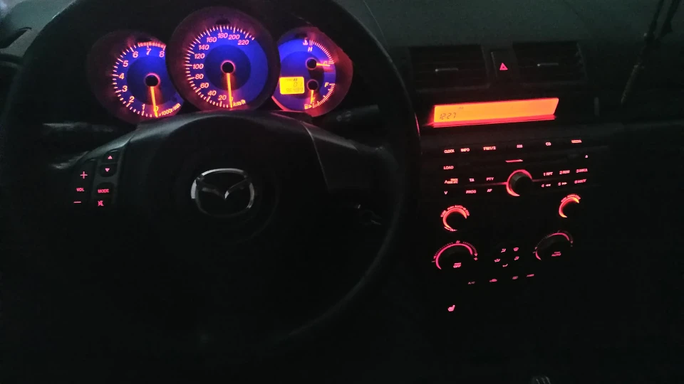 Mazda 3 Чорний металік 3