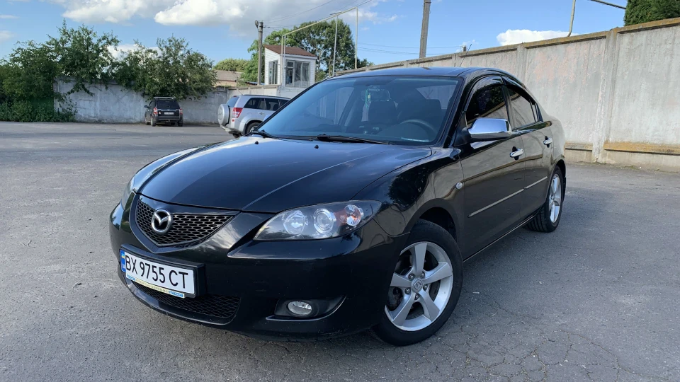 Mazda 3 Ebony