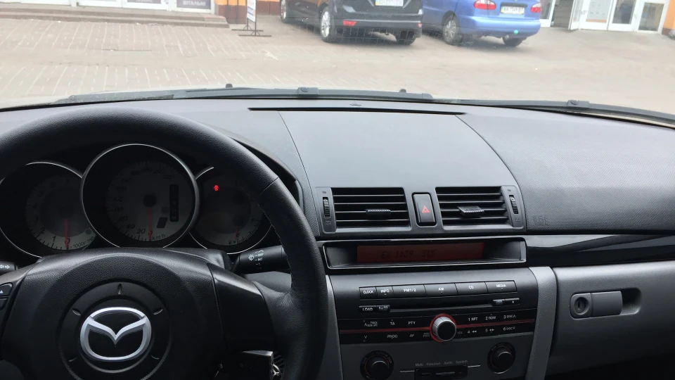 Mazda 3 Пугач 3