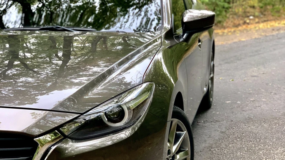 Mazda 3 Grand Touring 2.5 3