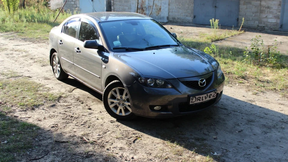 Mazda 3 GrayMica