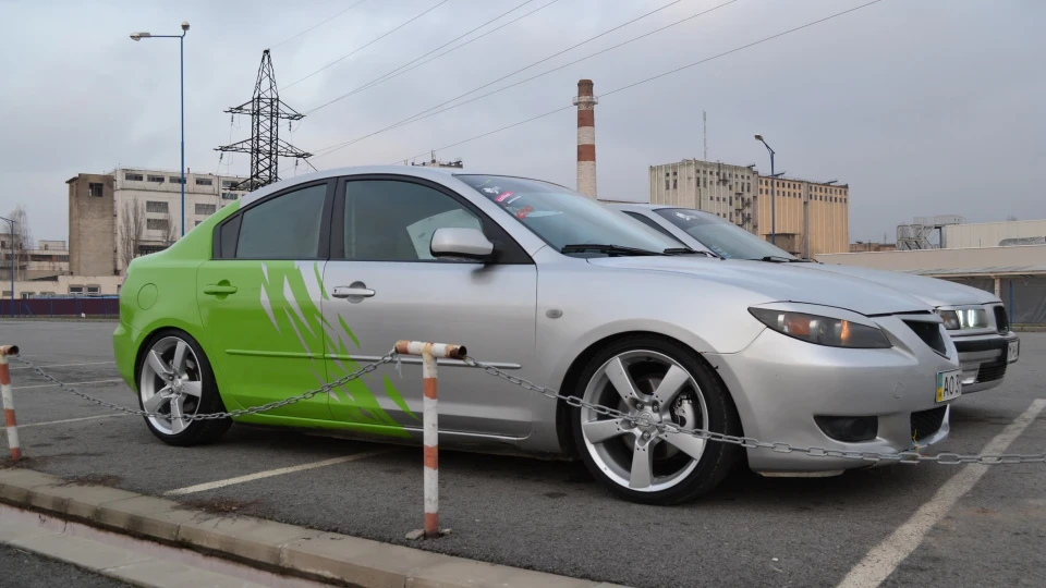 Mazda 3 Green Angry >.< 4