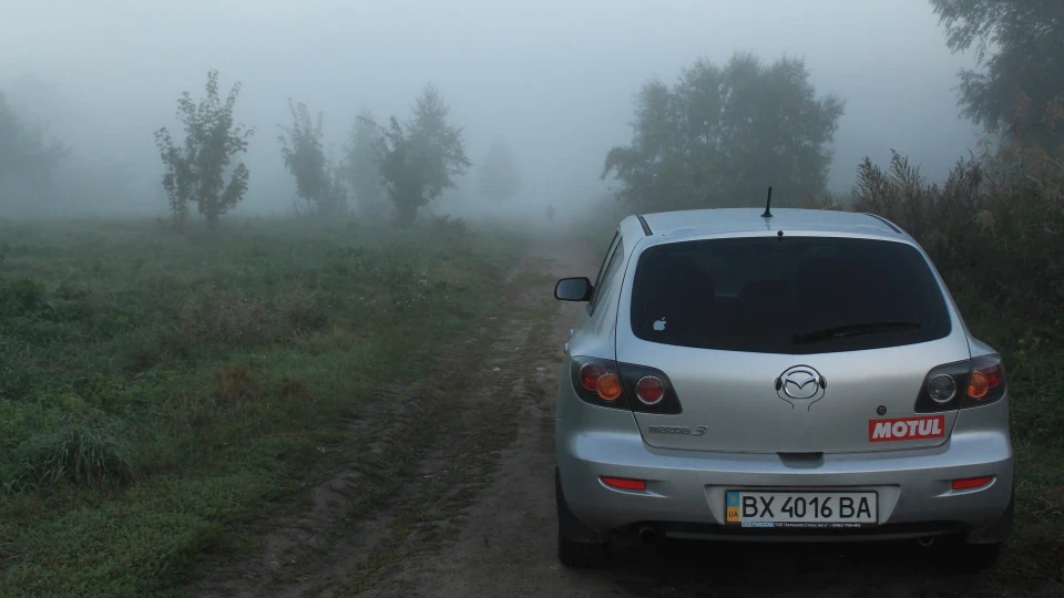Mazda 3 Ластівка 3