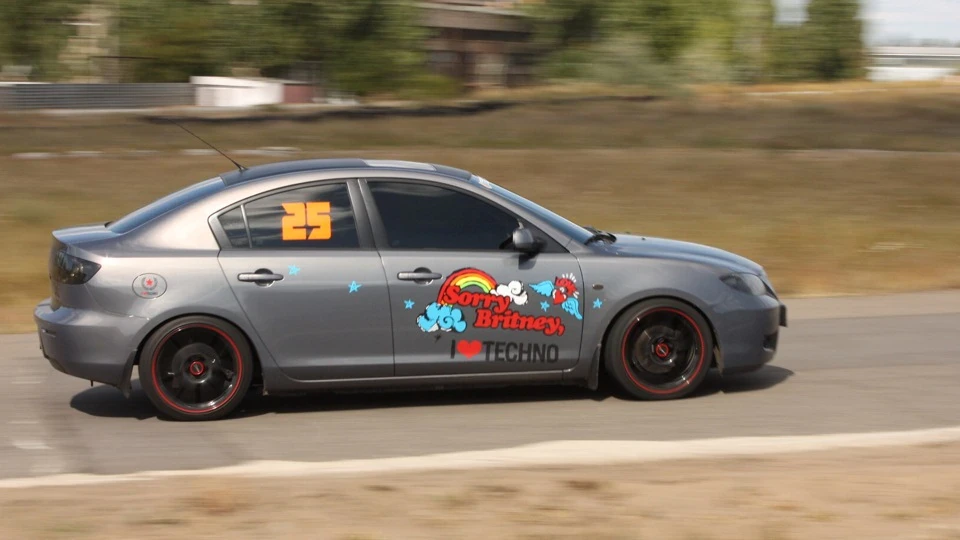 Mazda 3 LOVE TECHNO