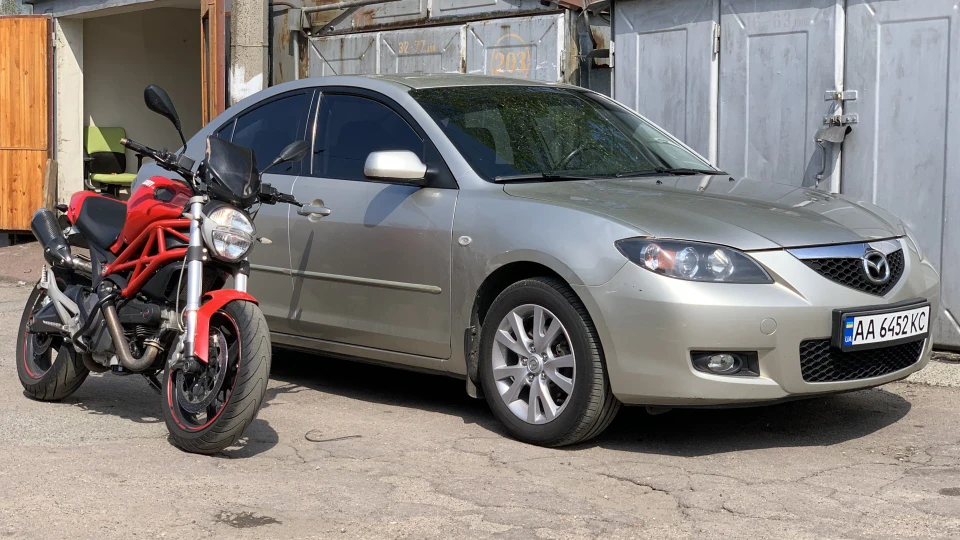 Mazda 3 Матрьошка 3