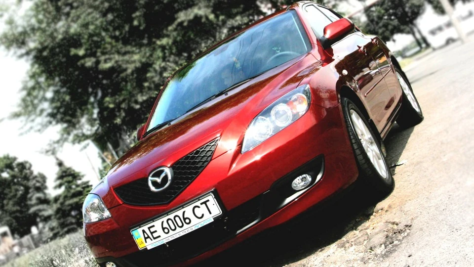 Mazda 3 міні-hammer) 2