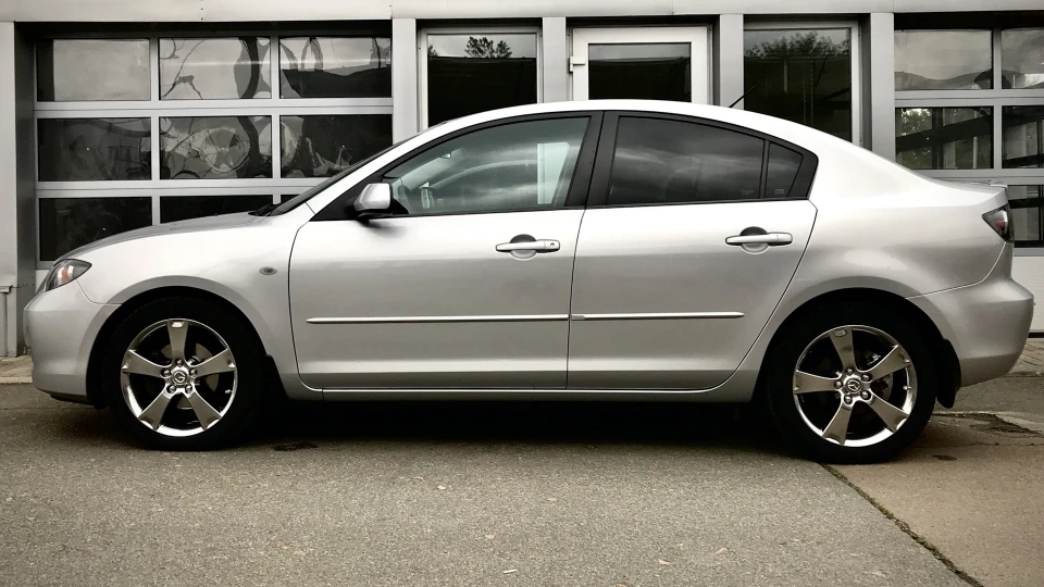 Mazda 3 ⚪️ Museum ✪ 37k