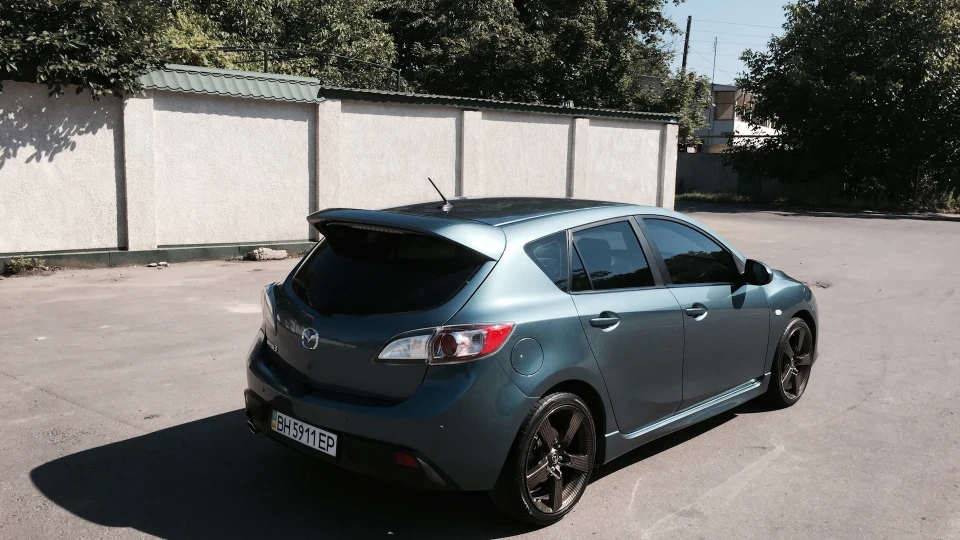 Mazda 3 Нежданна-Негадана 2