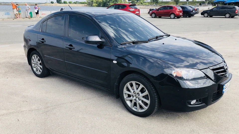 Mazda 3 Самотній вовк 5
