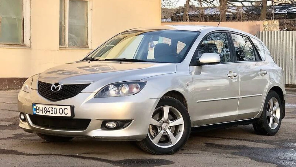 Mazda 3 Вона.