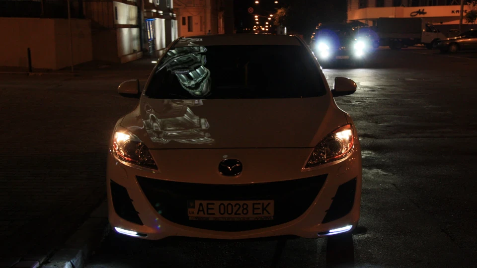 Mazda 3 Перламутр 2