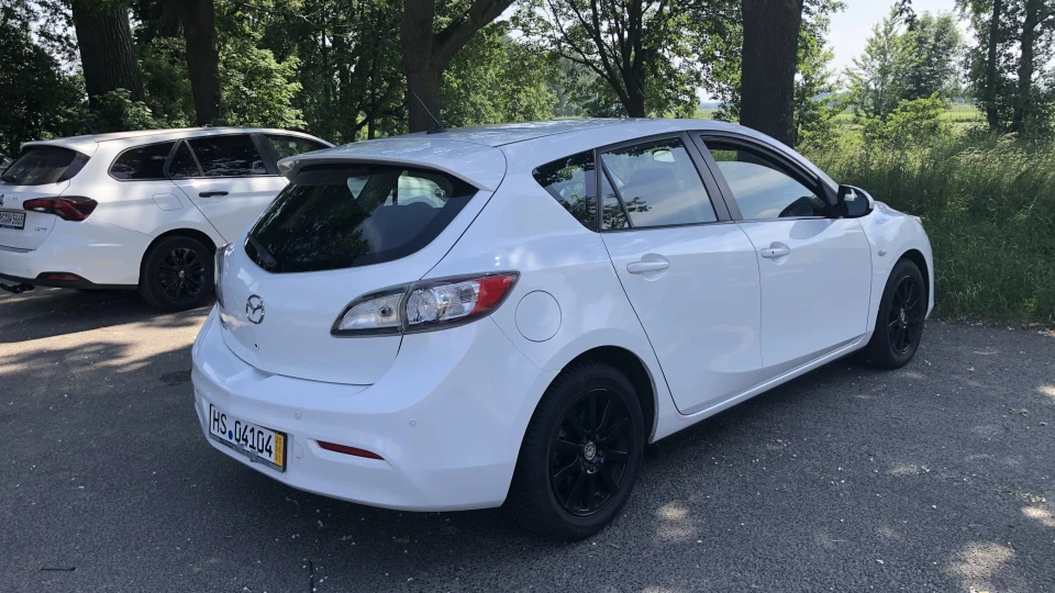 Mazda 3 Перлинка 3