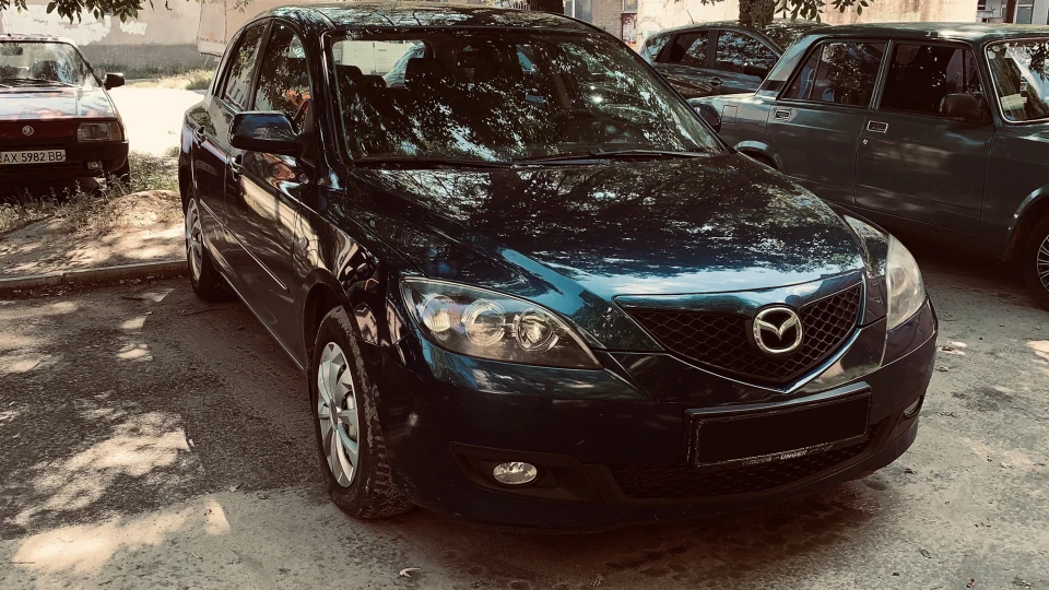Mazda 3 Phantom Blue 5