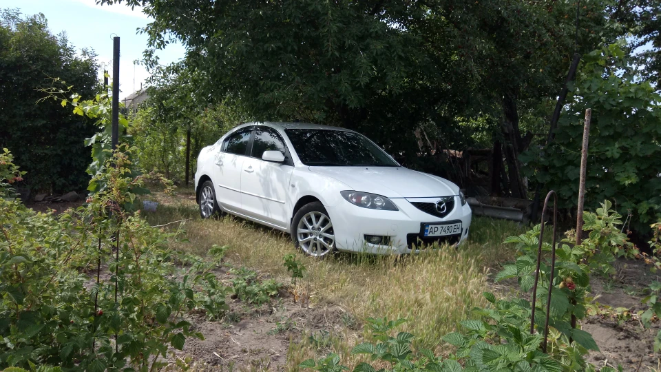 Mazda 3 Брязкальце) 2