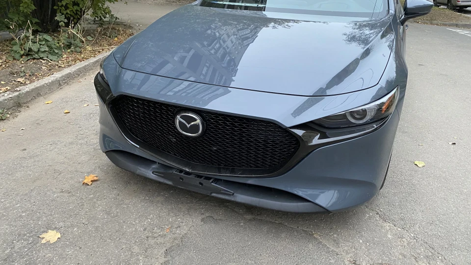 Mazda 3 premium polymetal gray