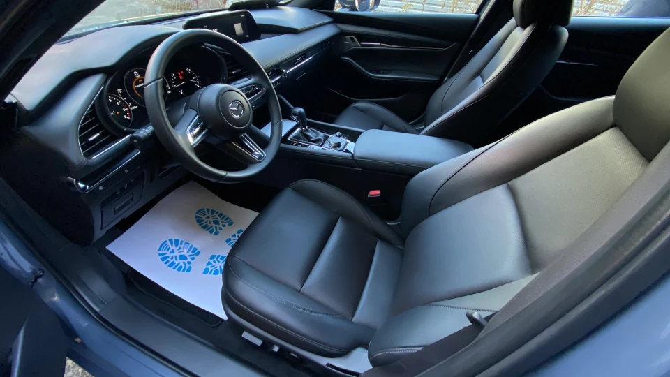 Mazda 3 premium polymetal gray 3