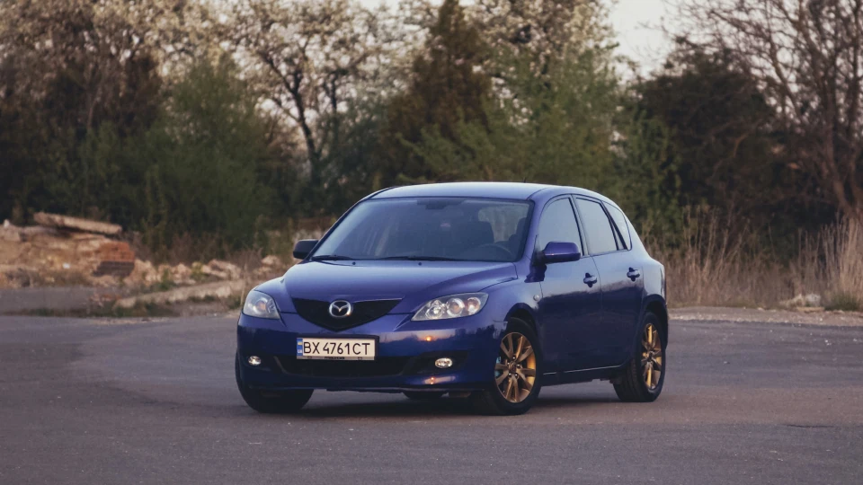 Mazda 3 Razor 4