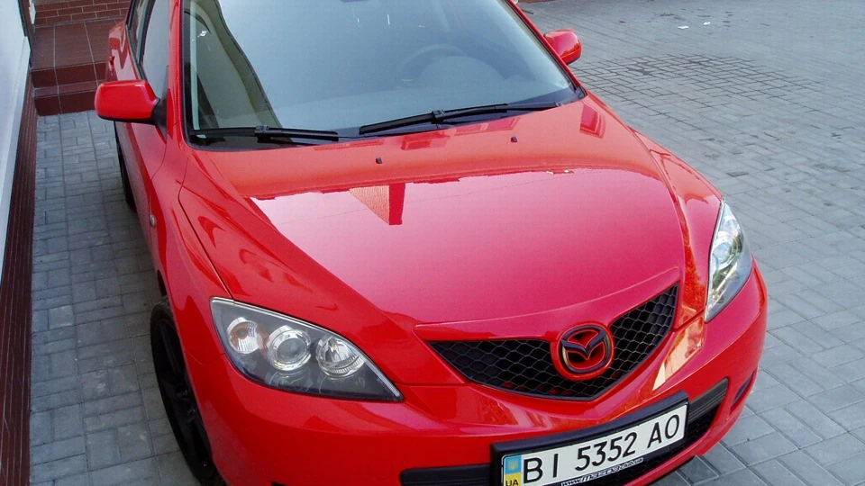 Mazda 3 Red N' Black 4