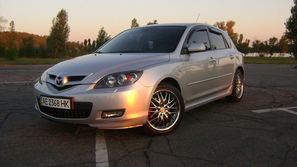 Mazda 3 Sport 4