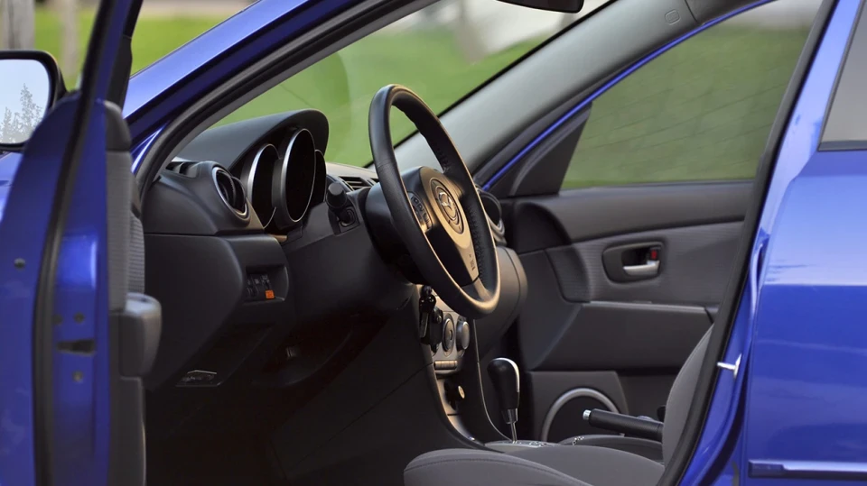 Mazda 3 Stocky 5