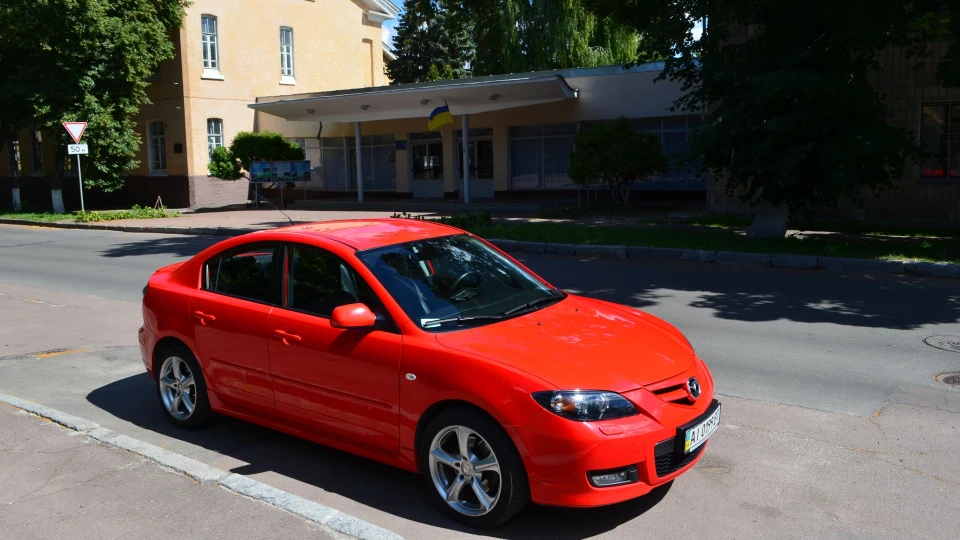 Mazda 3 True Red 2