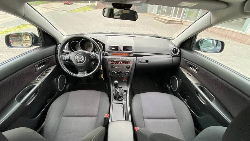 Mazda 3 Хетчбек 2.0 2