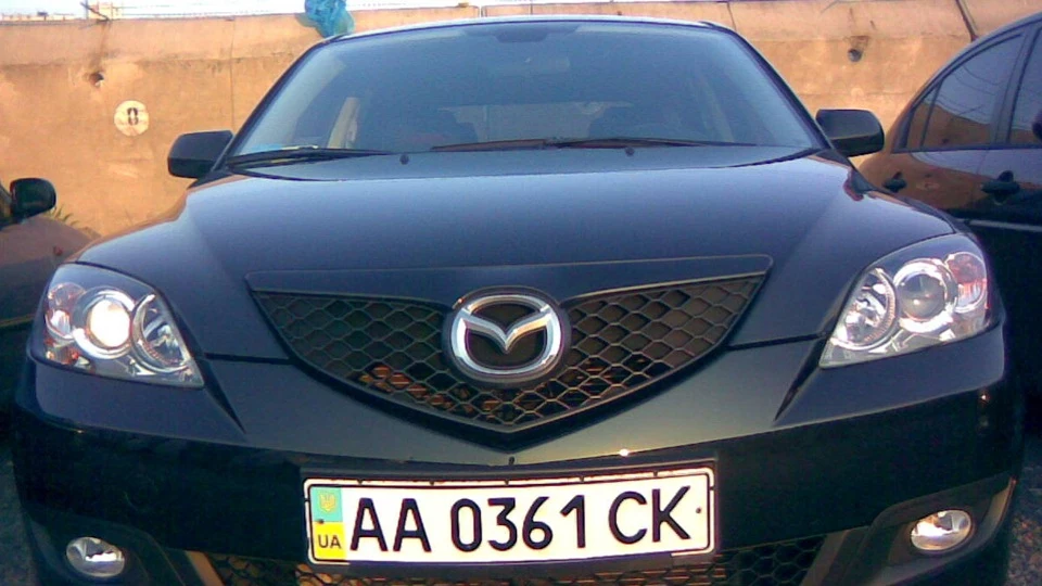 Mazda 3 ZOOM-ZOOM(Колишній) 3