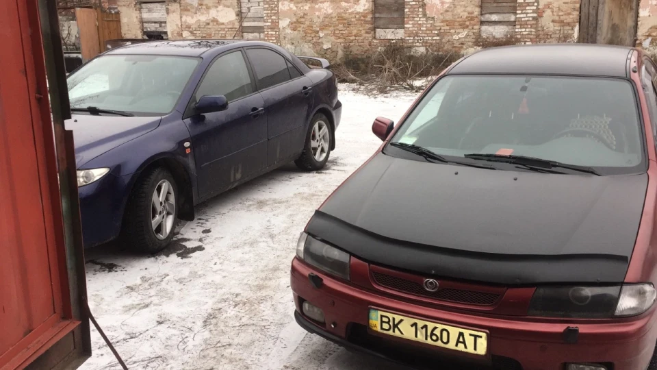 Mazda 323 5