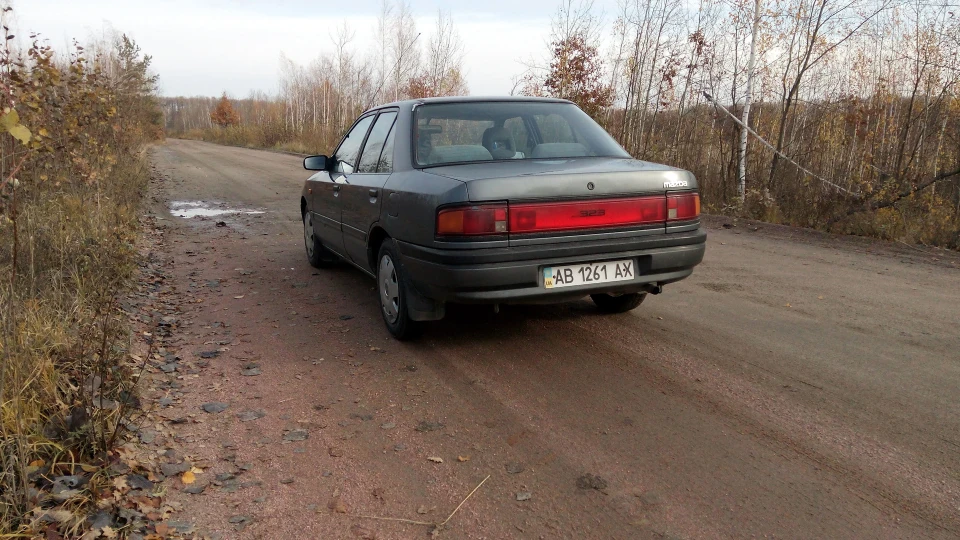 Mazda 323 5