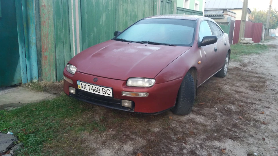 Mazda 323