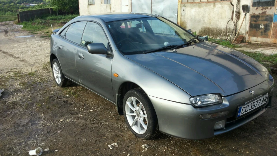 Mazda 323