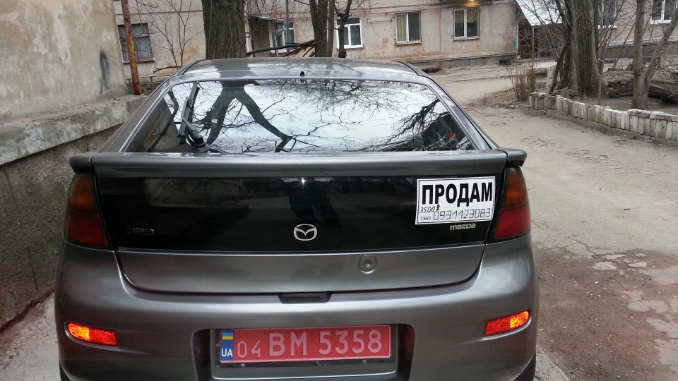 Mazda 323