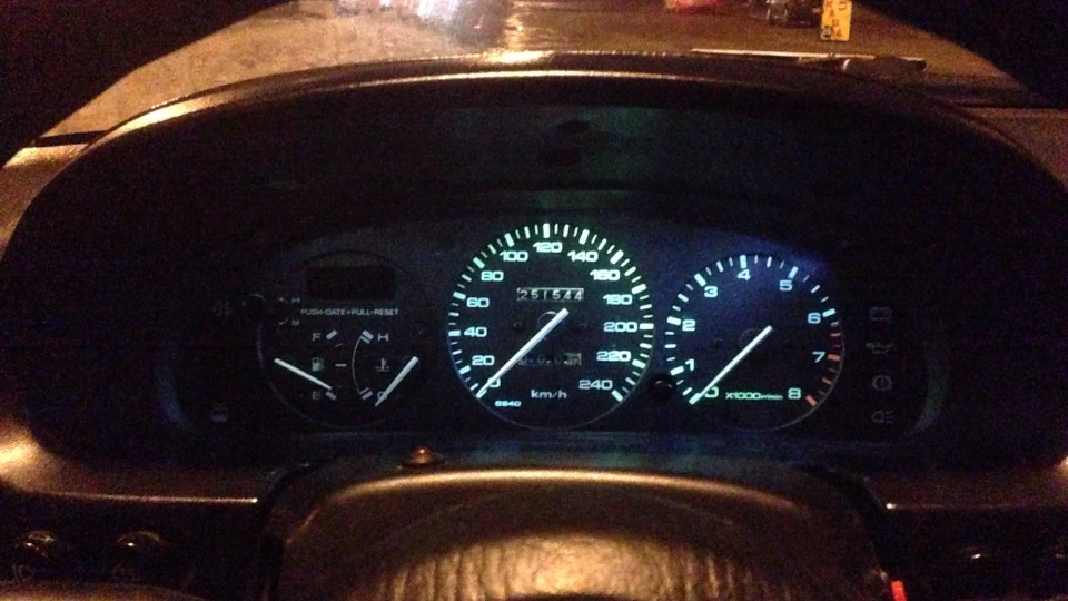 Mazda 323 4