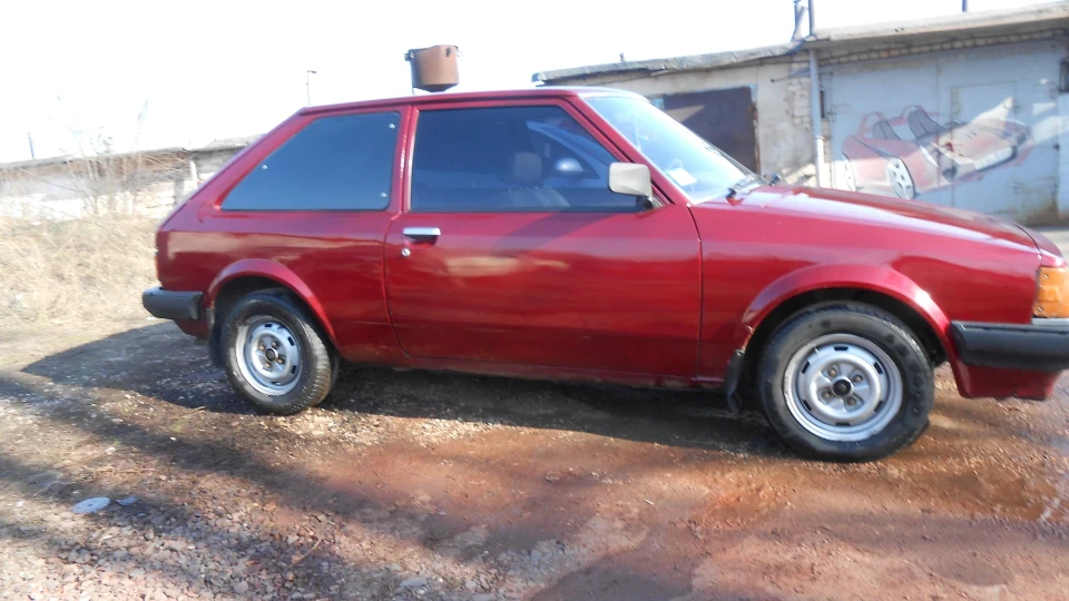 Mazda 323 3