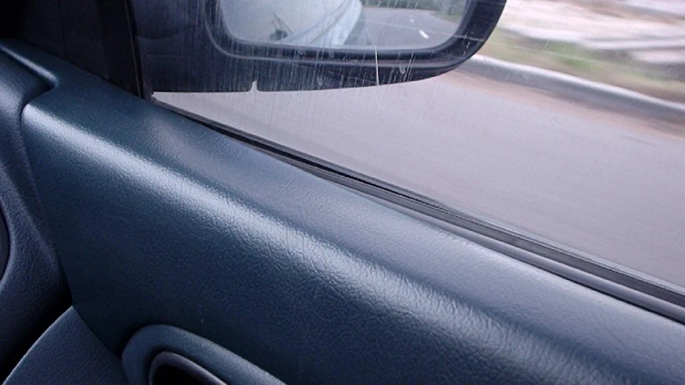 Mazda 323 3