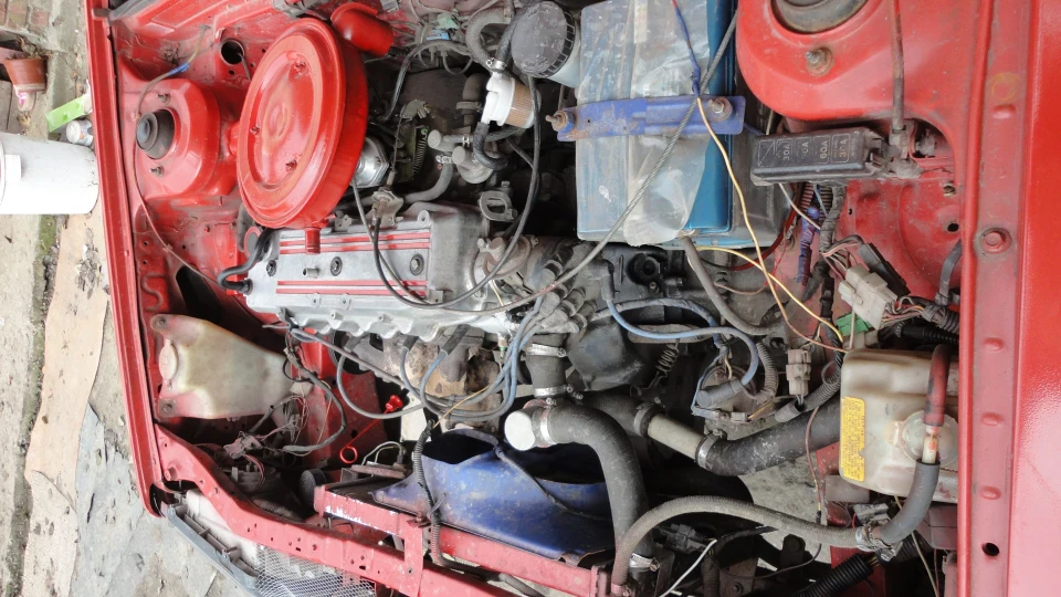 Mazda 323 4
