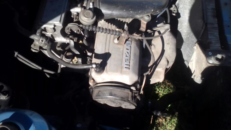 Mazda 323 4
